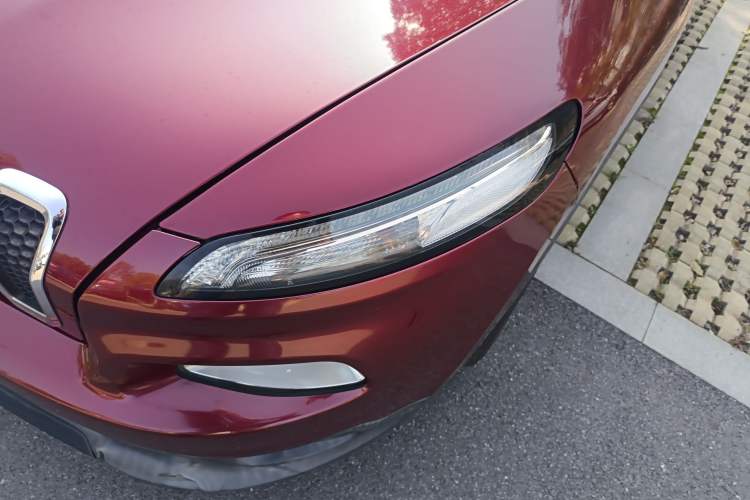 Used Jeep Cherokee 2016 2.4L Leading Edition
