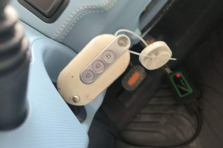 Used Wuling Hongguang MINIEV 2022 Zizai Version Lithium Iron Phosphate Vehicle Key