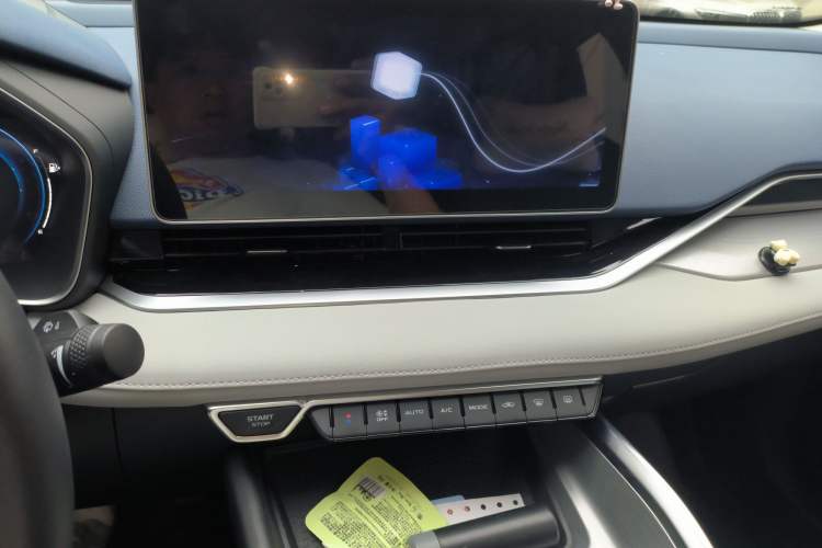 Used Geely Auto Preface 2023 2.0TD Prestige Version
