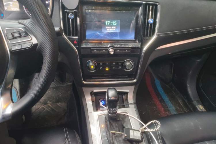 Used Roewe RX5 2018 20T Two-Wheel Drive Automatic Flagship Edition