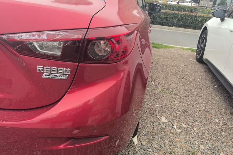 Used Mazda 3 Axela 2019 Cloud-Controlled Version Sedan 1.5L Automatic Comfort Trim China VI Standard