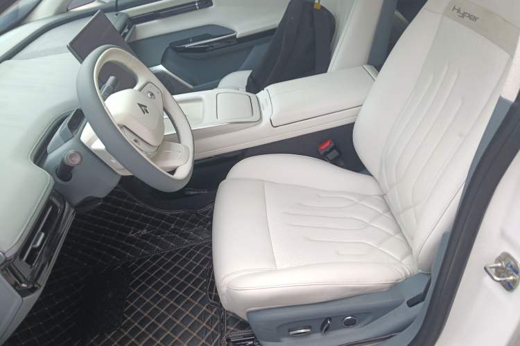 Used Hyptec GT 2023 710 Rear-Drive Ultra-Charging Version Left Front Seat