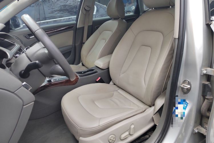 Used Audi A4L 2011 2.0 TFSI Comfort Model
