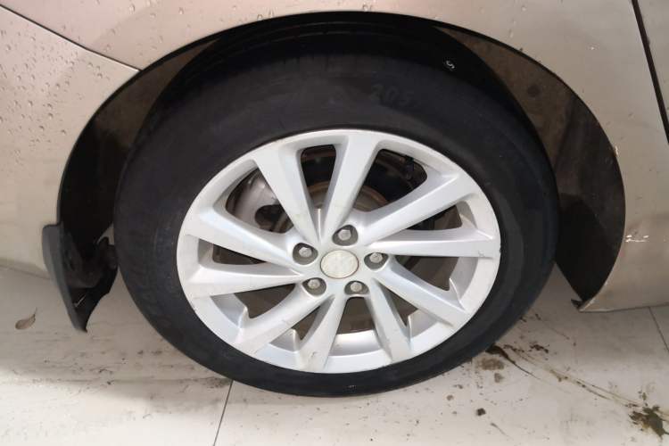 Used Buick Verano 2017 Sedan 15S Automatic Leading Model