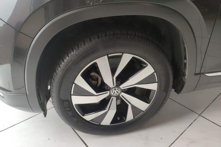 Used Volkswagen Tayron 2019 330TSI Two-Wheel Drive Luxury Model China VI Standard
