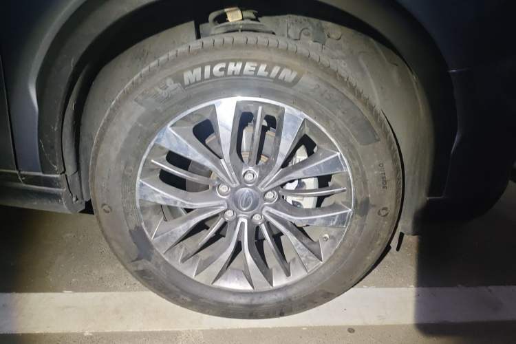 Used GAC Trumpchi GS8 2017 320T Two-Wheel Drive Luxury Smart Connectivity Version (7 Seats)