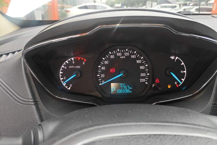 Used Ford Escort 2015 1.5L Automatic Fashion Model