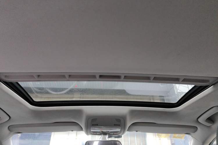 Used Audi A4L 2013 35 TFSI Automatic Comfort Model Headliner