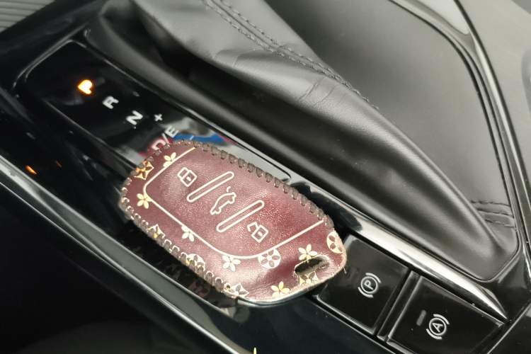 Used Roewe i5 2021 Revised Version 1.5L CVT Diamond Edition