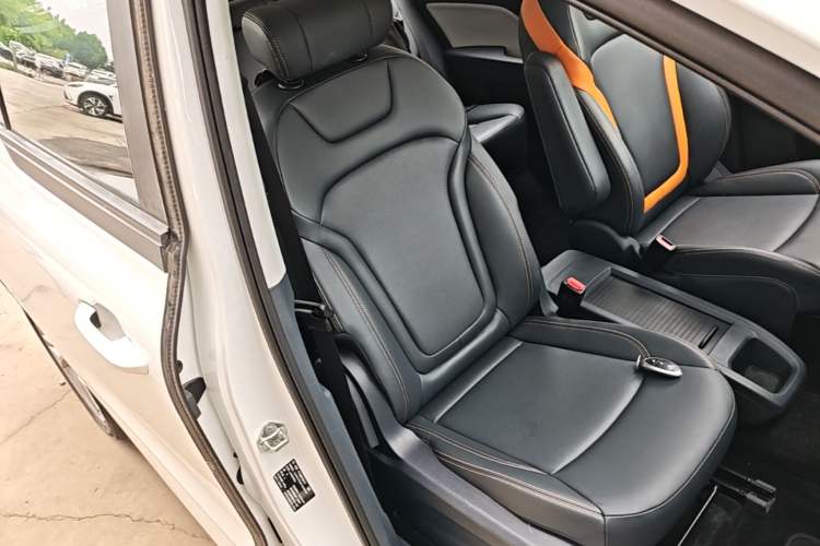 Used Bestune NAT 2023 PRO Comfort Travel Edition 425km

