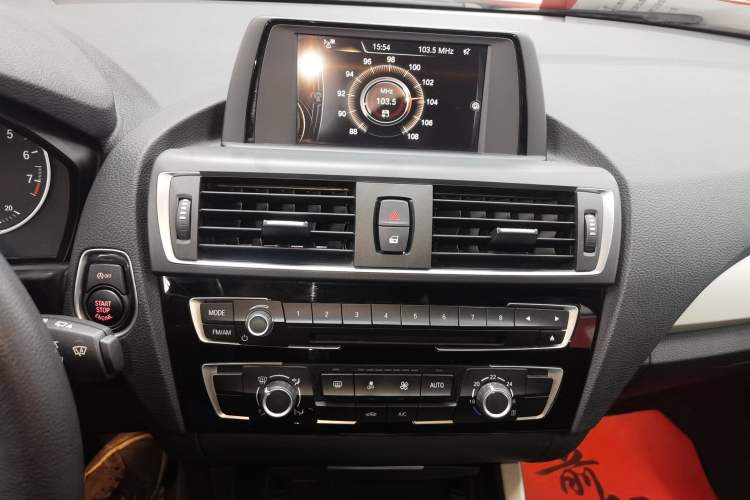 Used BMW 1 Series 2016 118i Urban Design Package Audio And AC Panel