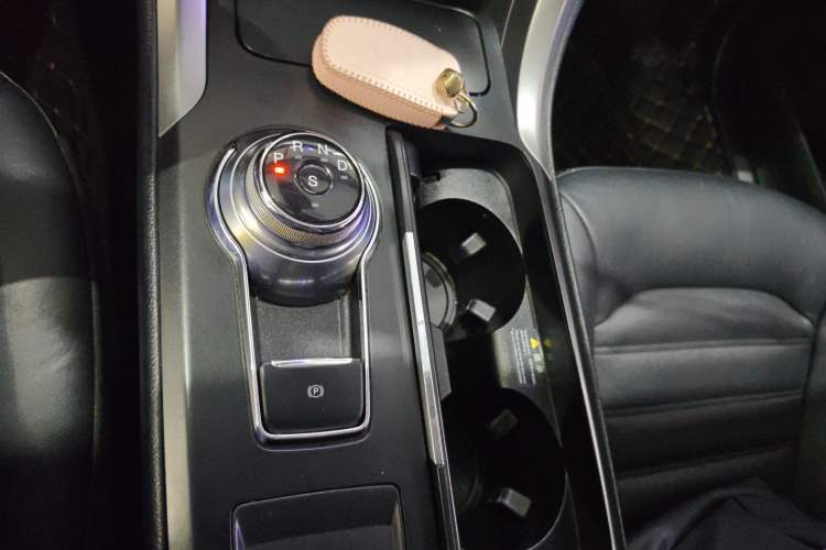 Used Ford Mondeo 2017 EcoBoost 180 Stylish Model Gear Lever