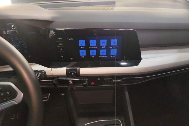 Used Volkswagen Golf 2021 280TSI DSG Pro Audio And AC Panel