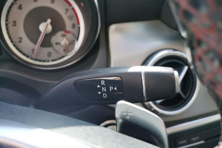 Used Mercedes-Benz CLA 2015 CLA 220 4MATIC
