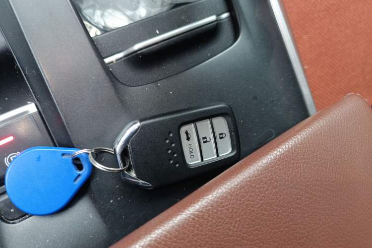 Used Honda Inspire 2019 Rui Hybrid 2.0L Jing Shang Edition China V Emission Standard
