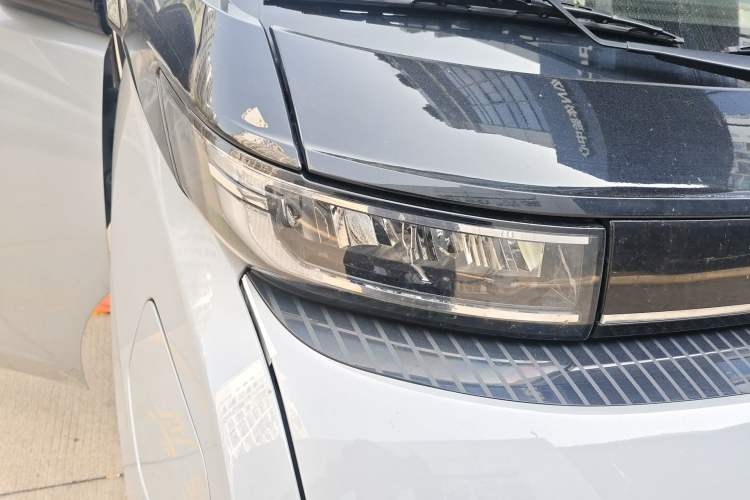 Used Farizon Super VAN 2025 Yucheng Edition, Action-Pak 68kWh
