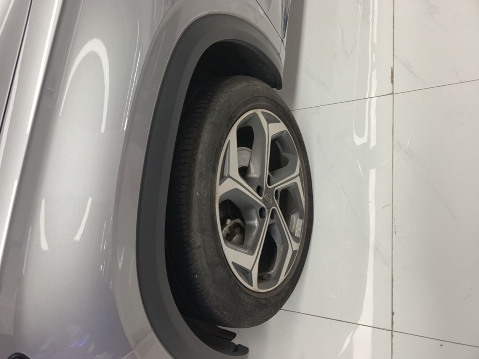 Geely Auto Monjaro L 2024 2.0TD High-Power Automatic Two-Wheel Drive Yunqi Version — снимка 10