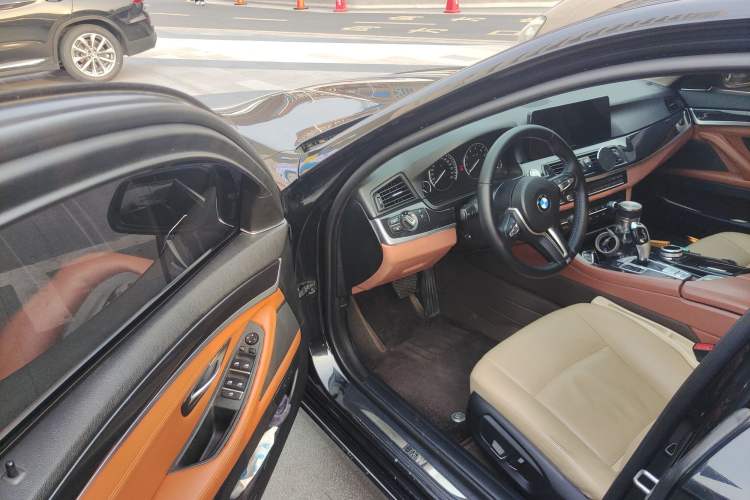 Used BMW 5 Series 2014 520Li Elegant Model