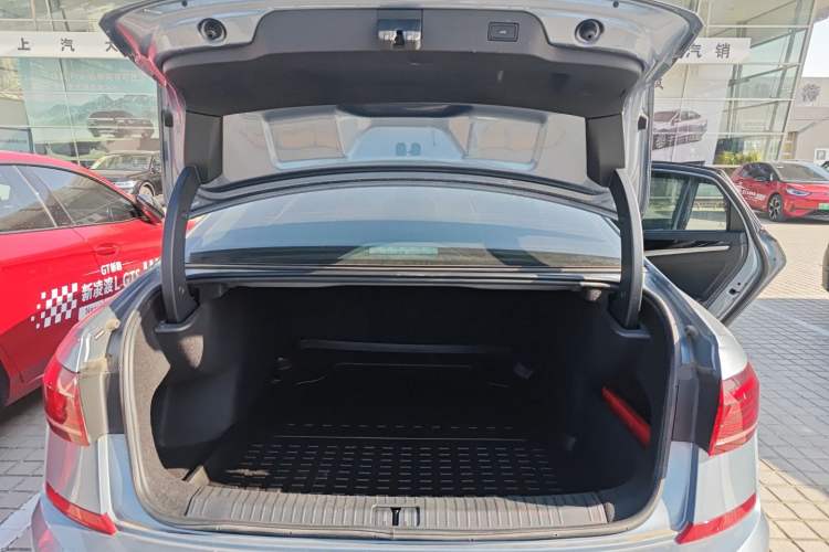 Used Volkswagen Passat 2022 330TSI Starry Luxury Edition