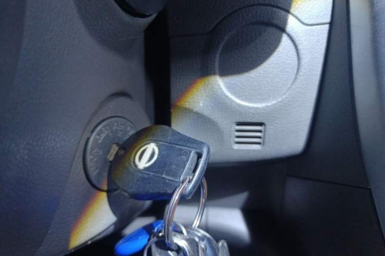 Used Nissan Sunny 2014 1.5XE Manual Comfort Edition