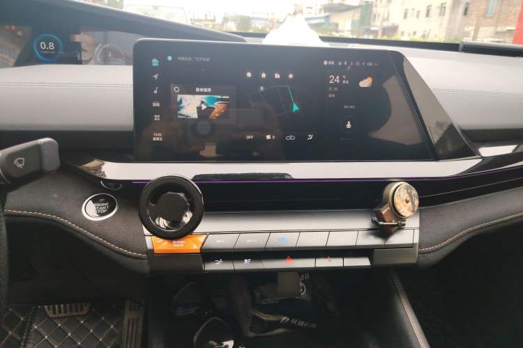 Used CHANGAN UNI-V 2022 1.5T Sport Edition Audio And AC Panel