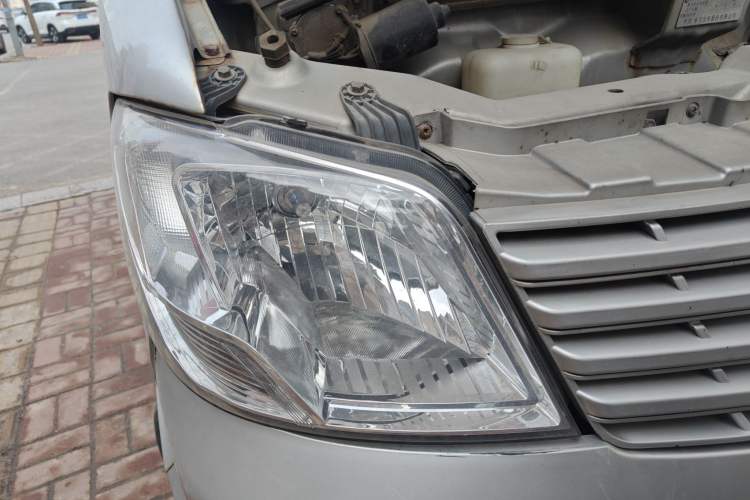Used Hafei Minyi 2012 1.0L Air-Conditioned DA465QA Right Front Headlight