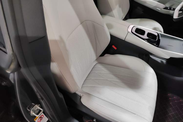 Used CHANGAN NEVO A07 2025 Blue Whale Pure Electric 625 Flagship Model