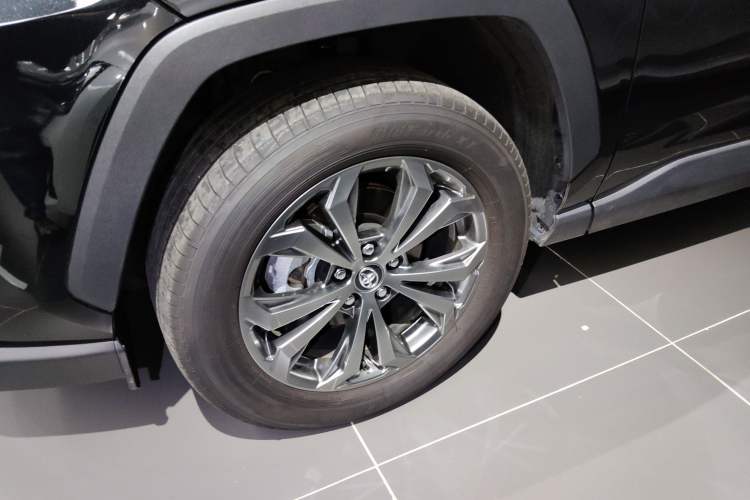 Used Toyota RAV4 2023 2.0L CVT Two-Wheel Drive Fashion Plus Edition