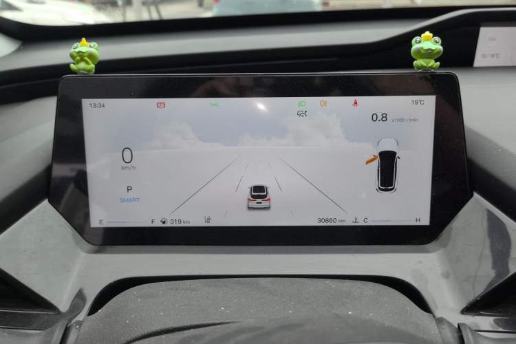 Used CHANGAN OSHAN Z6 2022 Blue Whale 1.5T DCT Smart Edition Instrument Cluster