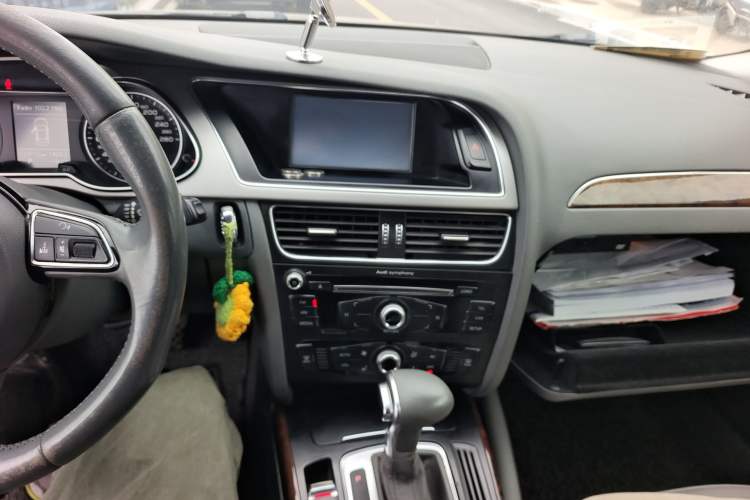 Used Audi A4L 2013 35 TFSI Automatic Comfort Model