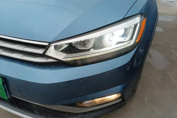 Used Volkswagen Touran 2021 Volkswagen Touran L 280TSI DSG Boundary Edition 7-Seater