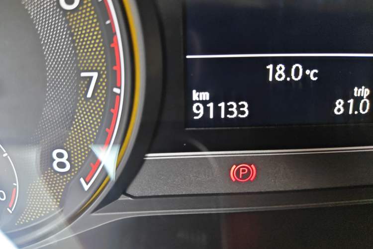 Used Volkswagen Passat 2021 280TSI Business Edition Odometer Close Up