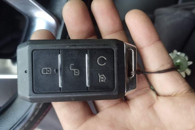 Used BYD e2 2020 Upgraded Model Standard Range Version Standard Configuration Vehicle Key