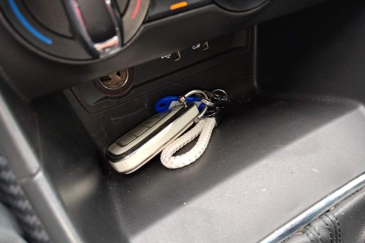 Used MG ZS 2018 1.5L Automatic Luxury Edition China V Standard Vehicle Key