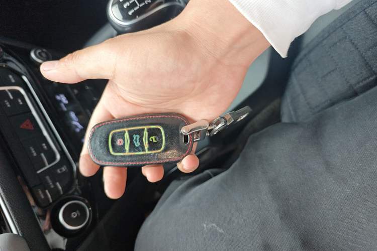 Used Geely Auto Vision X6 2016 1.8L Manual Luxury Model