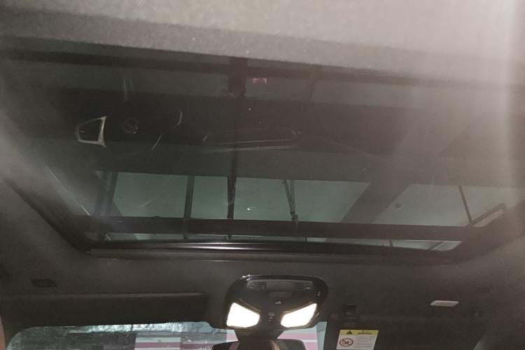 Used BMW 3 Series 2023 325i M Sport Night Edition Package Headliner