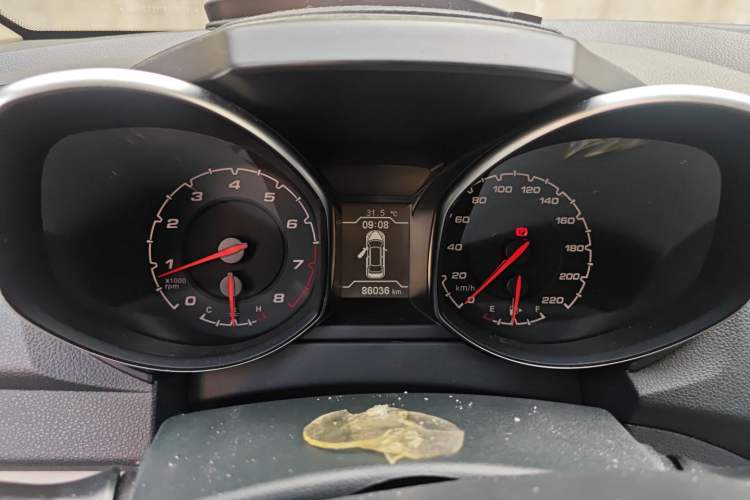 Used Chery Tiggo 5 2014 2.0L Manual - Family Deluxe Edition