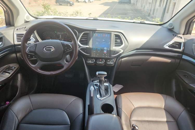 Used GAC Trumpchi GS4 2017 200T G-DCT Two-Wheel Drive Elite Edition
