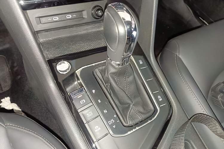 Used Volkswagen Tharu 2021 280TSI Two-Wheel-Drive Luxury Plus Edition
