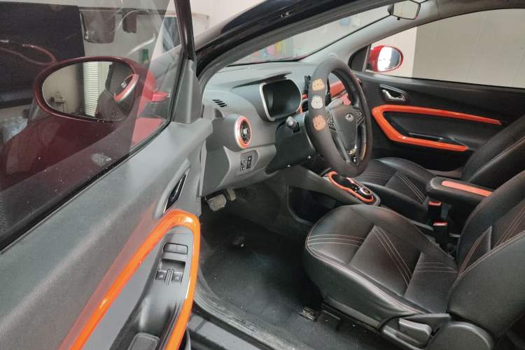 Used Chery Little Ant 2021 200 000-Yuan Ant Fan Edition Talent Version NMC Battery 301 km
