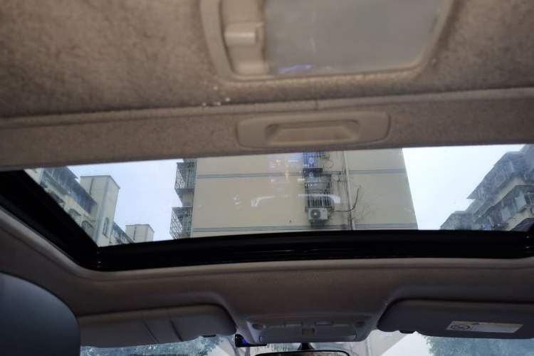 Used Nissan Sylphy 2019 1.6XV CVT Smart Connect Luxury Edition China V Standard Headliner