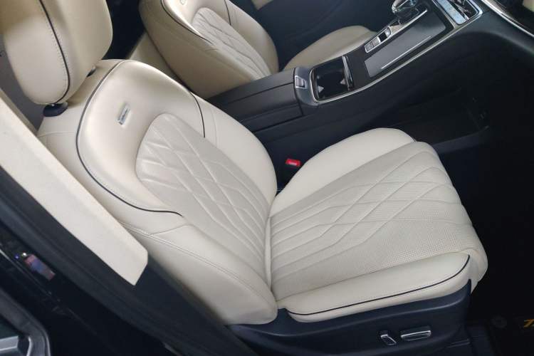 Used GAC Trumpchi M8 2021 Master Series 390T Four-Seat Deluxe Edition Right Front Seat