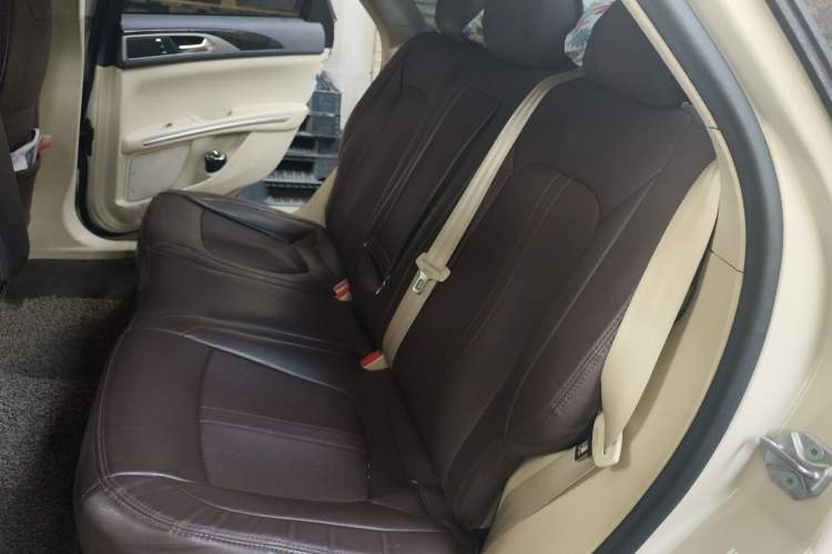 Used Lincoln MKZ 2014 2.0T Luxury Edition Left Rear Seat