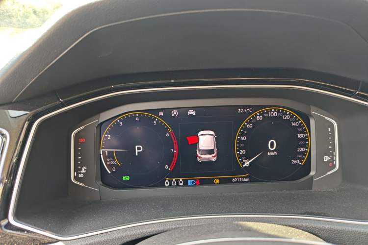 Used Volkswagen T-ROC 2020 280TSI DSG Two-Wheel Drive Comfort Version
