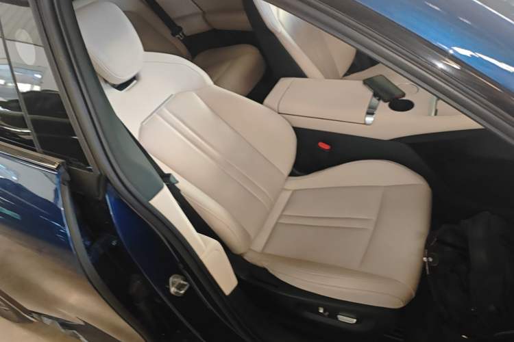 Used Xiaomi Auto YU7 2025 Ultra-Long Range Rear-Wheel Drive Version
