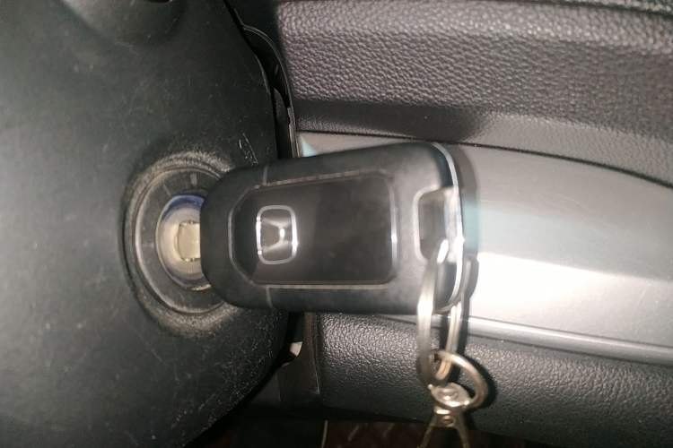 Used Honda CR-V 2016 2.0L Two-Wheel Drive Classic Edition
