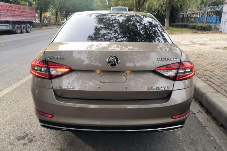 Used Skoda Octavia 2019 TSI230 DSG Luxury Edition