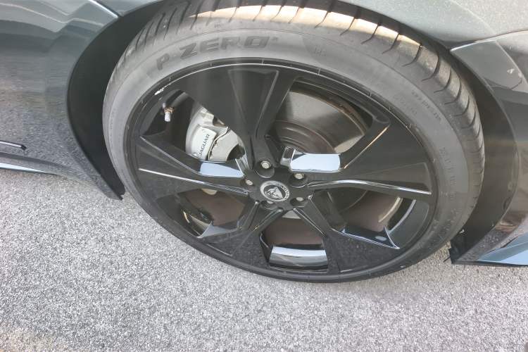 Used Jaguar F-TYPE 2024 P300 75th Anniversary Limited-Edition Hardtop Version