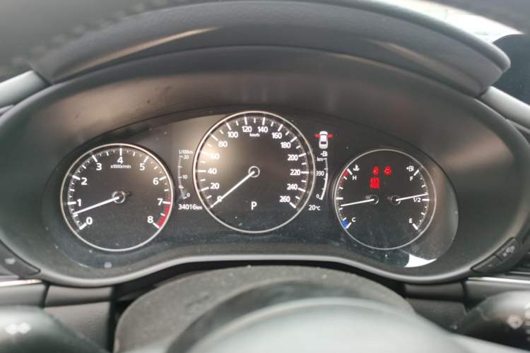 Used Mazda 3 Axela 2023 2.0L Automatic Zhiqing Edition
