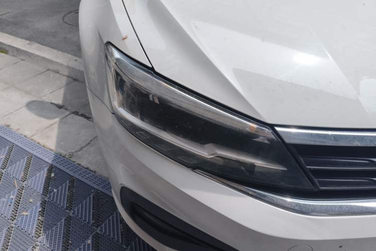 Used Volkswagen Lamando 2021 230TSI DSG Fashion Edition Right Front Headlight